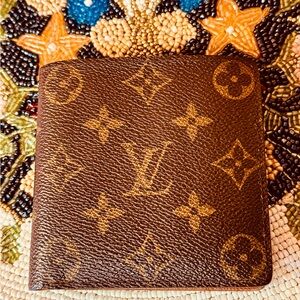 Louis Vuitton Monogram man’s wallet